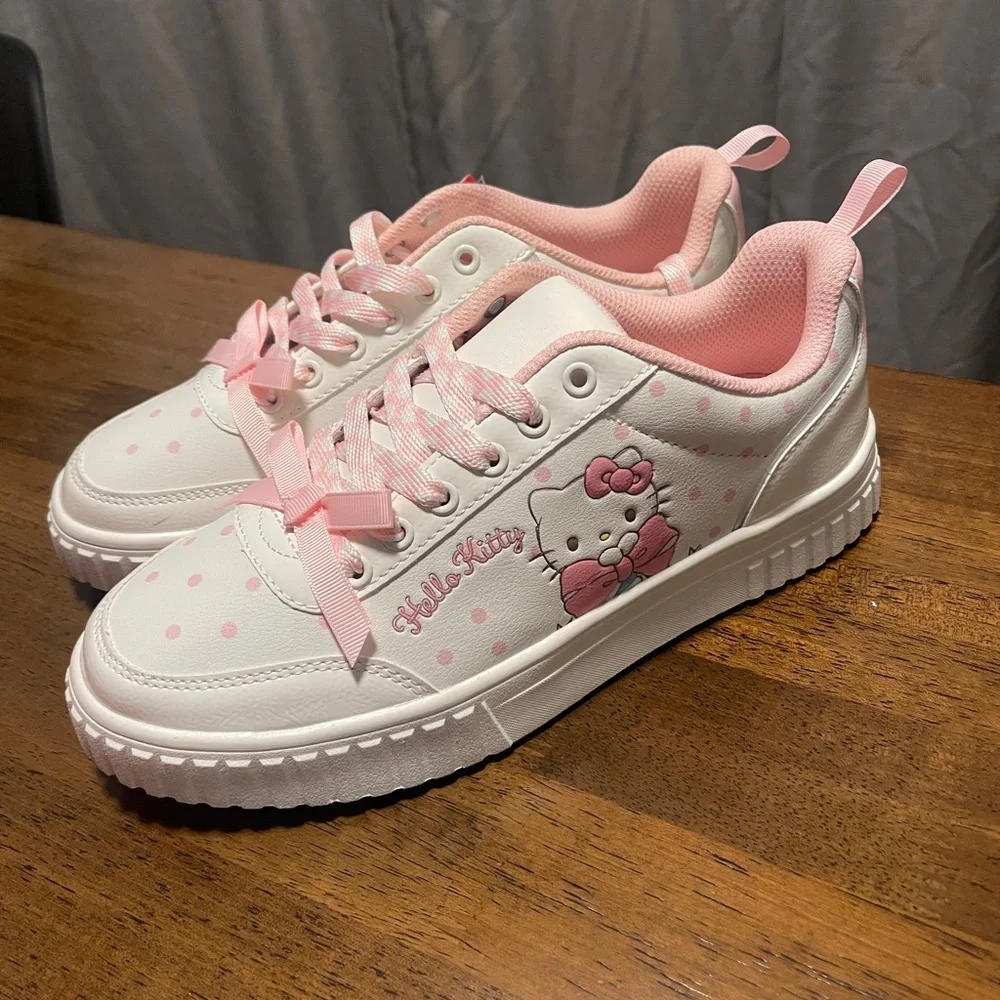 Hello Kitty Sneakers - Picture 2 of 6